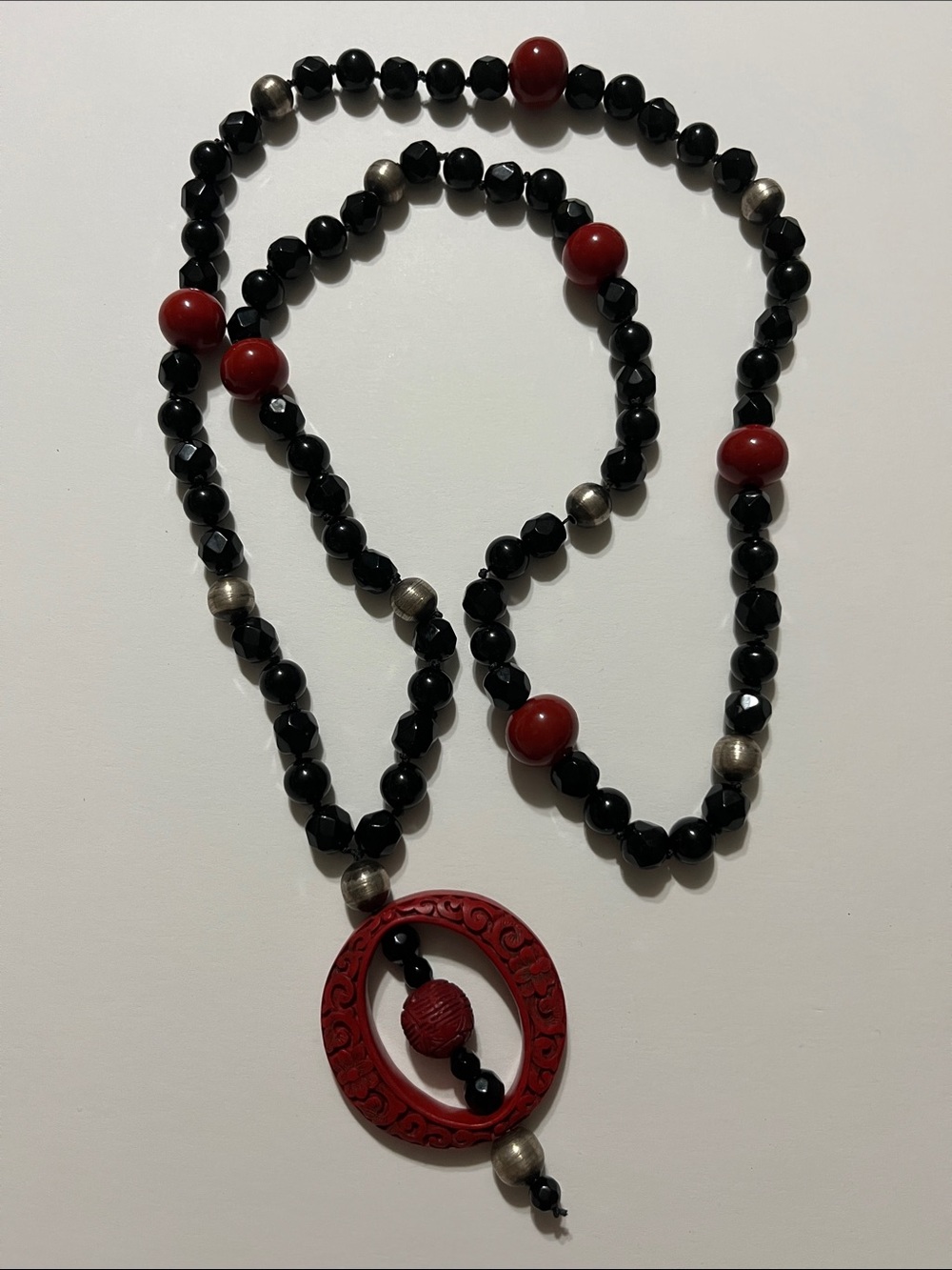 Black glass, onyx, S.silver and cinnabar Pendant Necklace